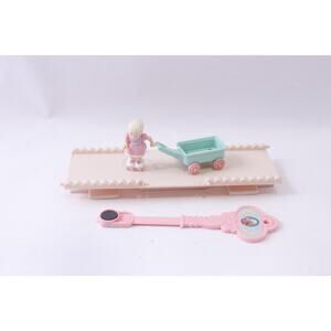 Fisher-Price, 1989 Precious Places, Rollerskating Sara, Miniature, Playset